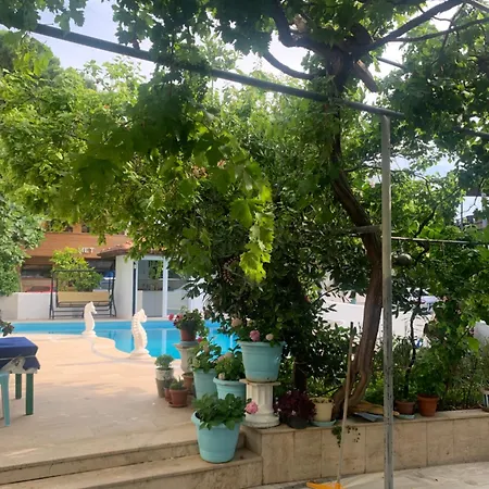 Pansiyon Kristal *